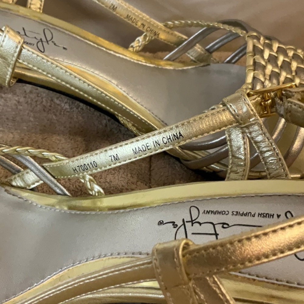 SOFT STYLES sandals - Picture 6 of 8
